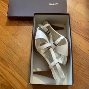 MOVING! MAKE OFFER! BALLY HEELS